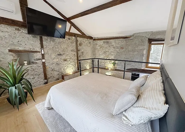 Vakantiehuis Ecrin Medieval Cosy A 2 Pas De La Cathedrale, Lit De Gamme, Wifi Saint-Bertrand-de-Comminges