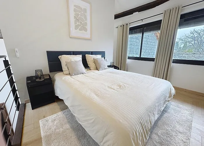 Ecrin Medieval Cosy A 2 Pas De La Cathedrale, Lit De Gamme, Wifi Saint-Bertrand-de-Comminges