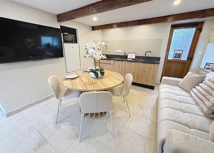 Ecrin Medieval Cosy A 2 Pas De La Cathedrale, Lit De Gamme, Wifi * Saint-Bertrand-de-Comminges