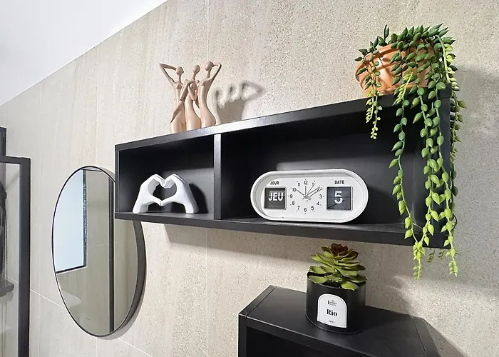 Vakantiehuis Ecrin Medieval Cosy A 2 Pas De La Cathedrale, Lit De Gamme, Wifi *