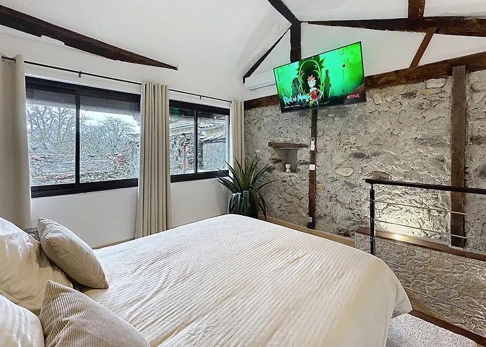 Ecrin Medieval Cosy A 2 Pas De La Cathedrale, Lit De Gamme, Wifi *